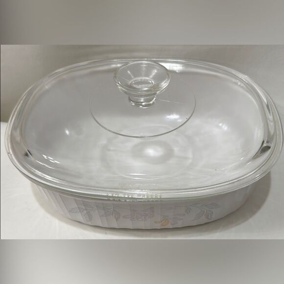 Corningware Pink Trio Ribbed White Ceramic Baking Dish 1.8 Liter 9 1/2 X 7 1/2 - Picture 9 of 9